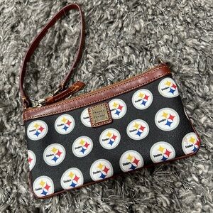 Dooney & Bourke Steelers Wristlet